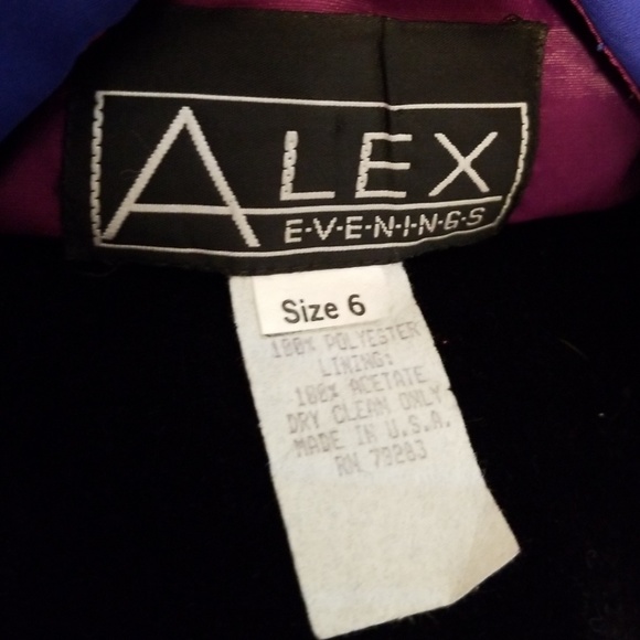 Elegant & Sophisticated Evening Skirt & Jacket - Picture 6 of 7